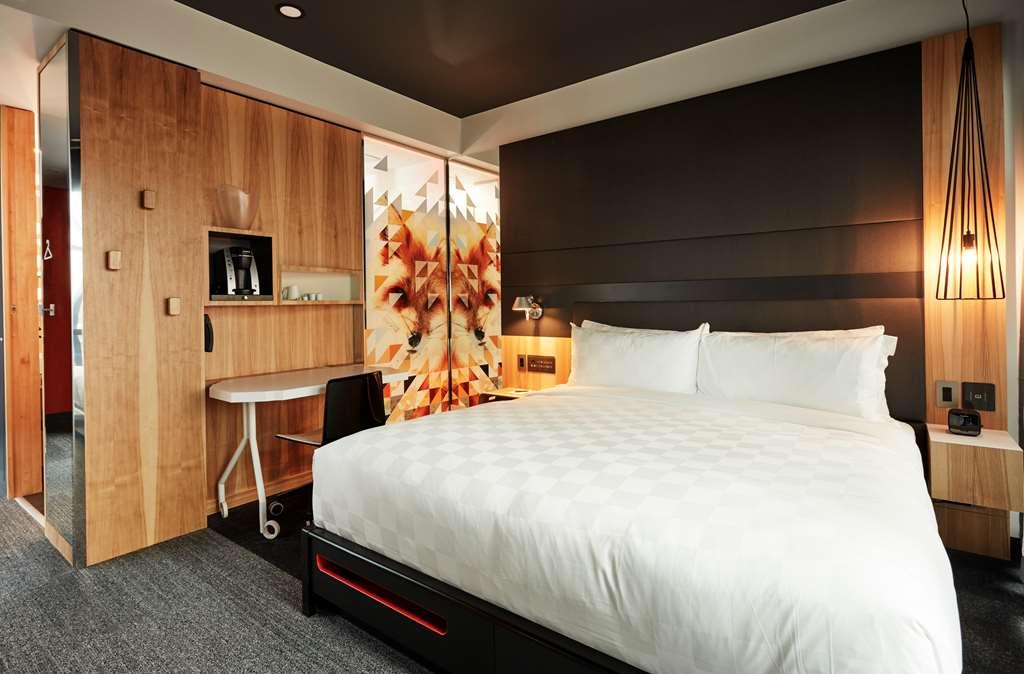Alt Hotel Calgary East Village Δωμάτιο φωτογραφία