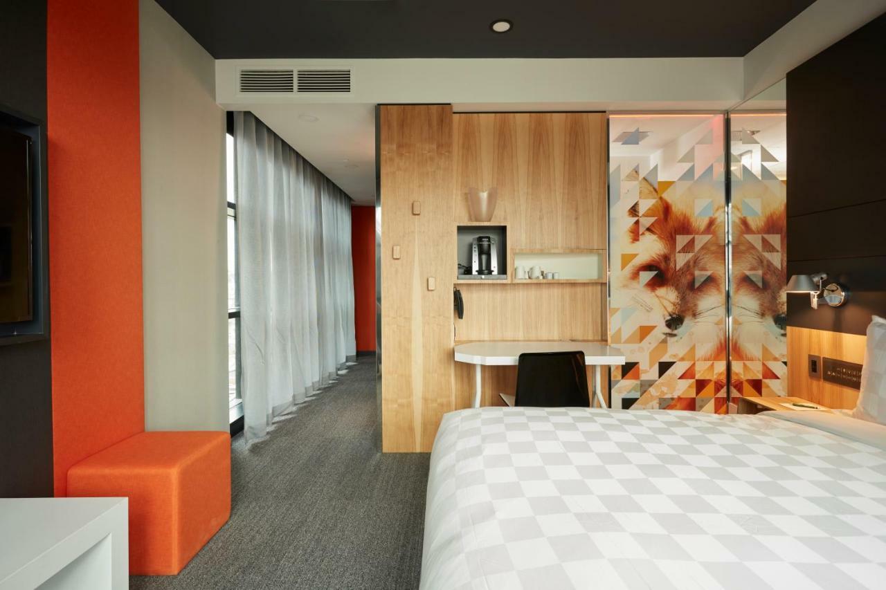 Alt Hotel Calgary East Village Εξωτερικό φωτογραφία