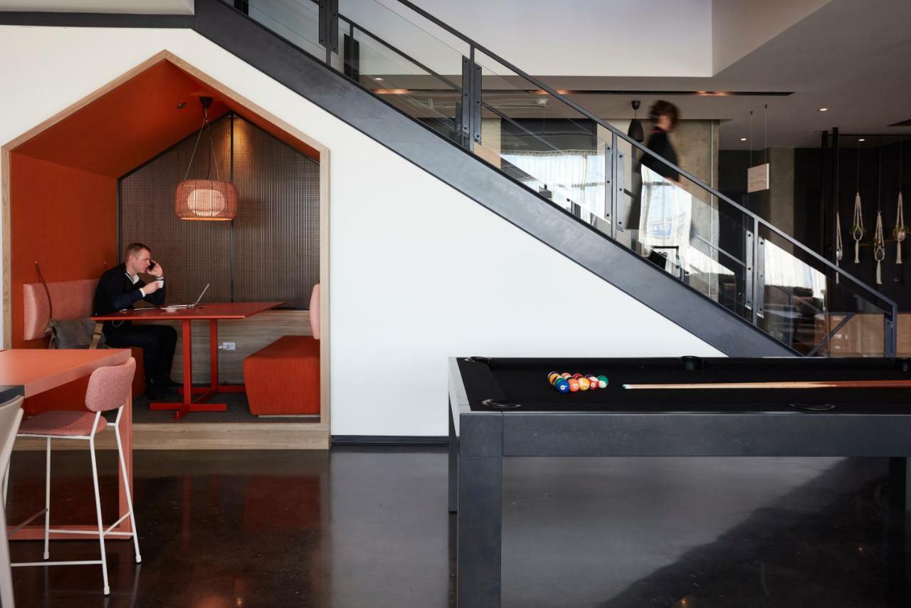 Alt Hotel Calgary East Village Εξωτερικό φωτογραφία