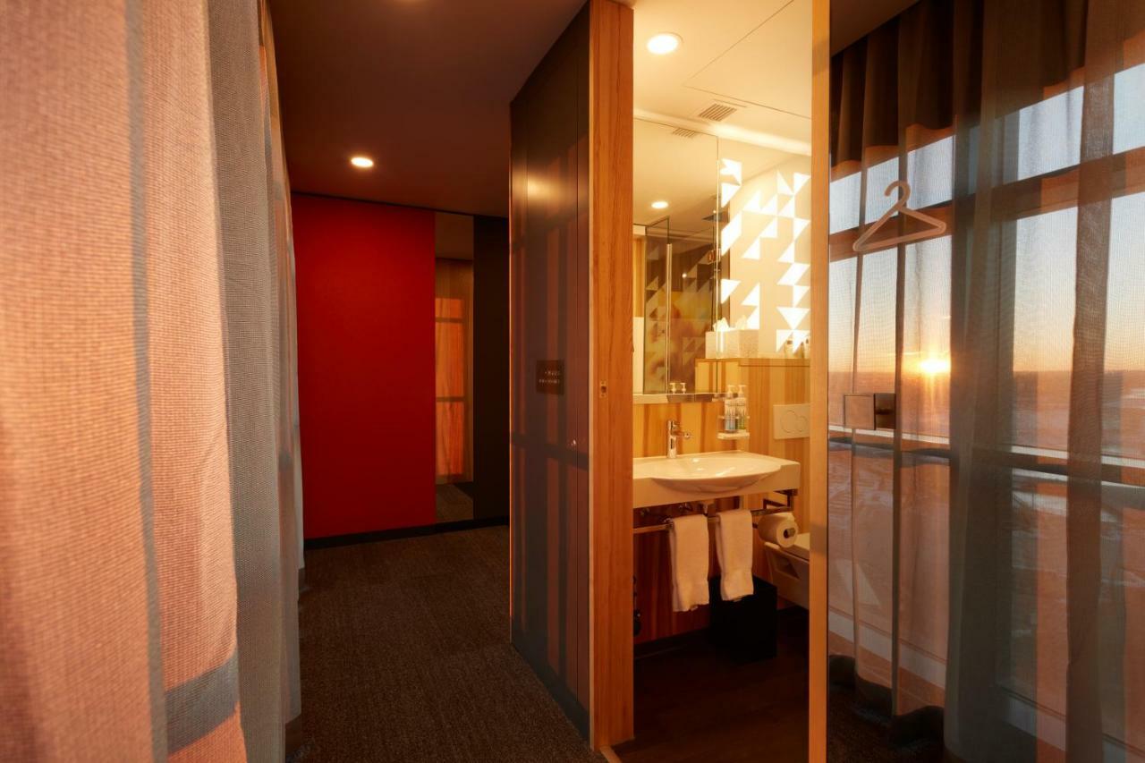 Alt Hotel Calgary East Village Εξωτερικό φωτογραφία
